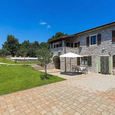 וילה Spacious Sany With Private Pool פאזין
